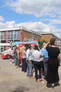 Ice Cream Queue