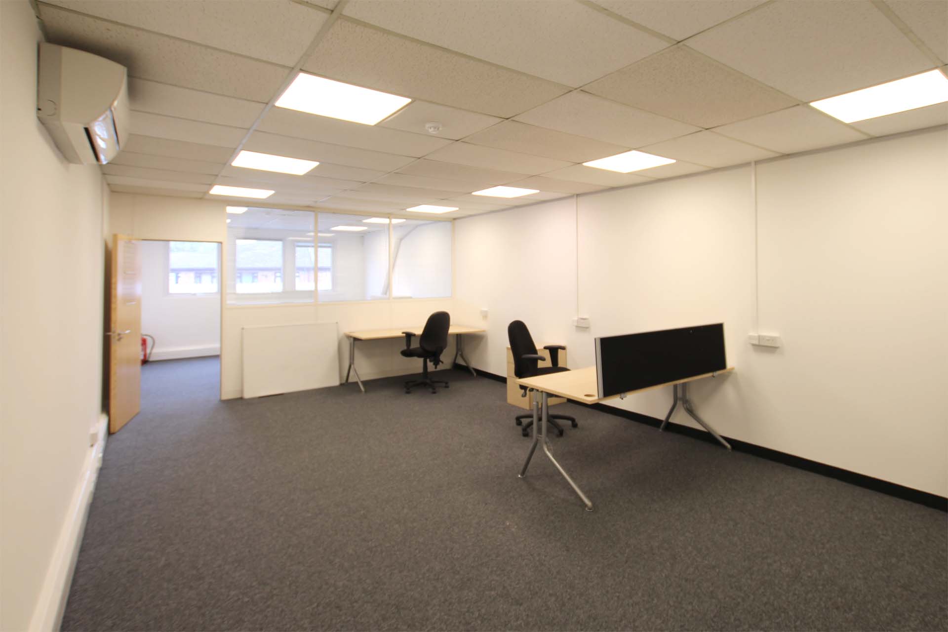 Small Office TO LET Woking